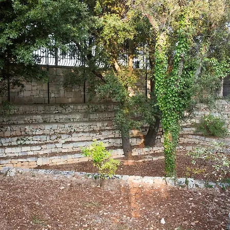 Aspasia, Relaxing In Ostuni